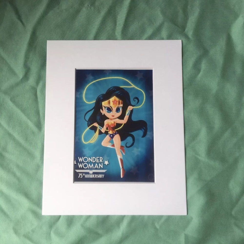 Wonder Woman golden lasso art matted DC Comics